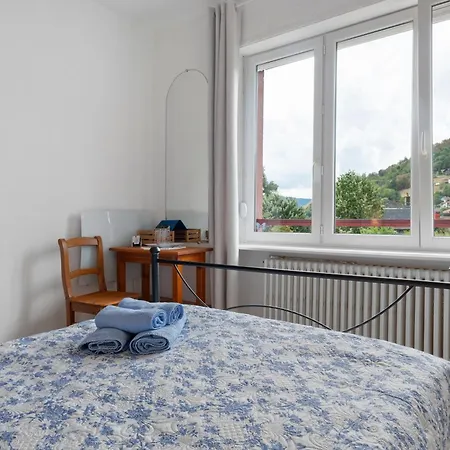 D'hotes - Sportive B&B 코르니몽